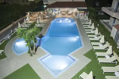 Image de Blue Sky Hotel Family Apartment with sea view & pool