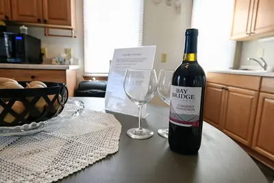 Image de Historic Red Brick Building Near Downtown