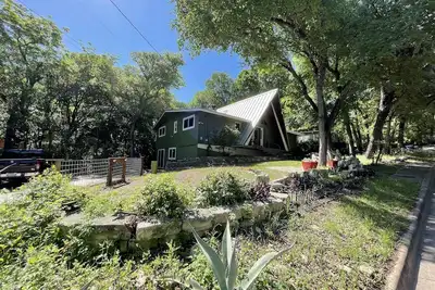 Image de Acl Festival/F1 Race Month Of October-Awesome House And Location