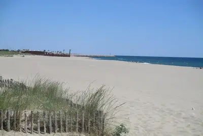 Image de Seafront Apartment With Swimming Pool