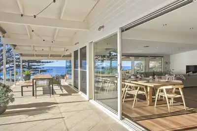 Image de The Pines on Killcare Beach - beachside luxury for all the family