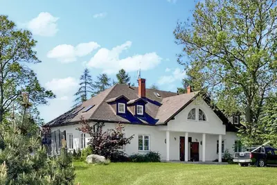 Image de Superbe maison à Debina avec WiFi