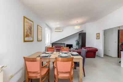 Image de Superbe appartement à Pula avec WiFi