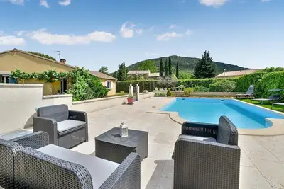 Image de Maison confortable à Malataverne