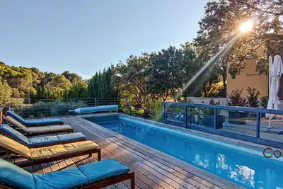 Image de Villa contemporaine au Barroux avec vue sur le Mont Ventoux