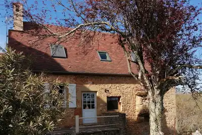 Image de Detached house, old, renovated. Large private green space