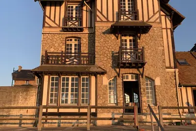 Image de Maison directement sur la plage, Villers-sur-mer, 5 chambres, 11 couchages.