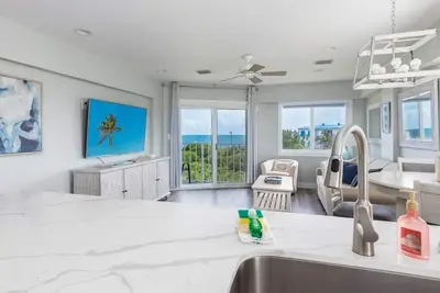 Image de Ocean View Corner Penthouse Ocean Pointe 5416