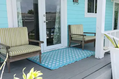 Turquoise Oasis Cottage