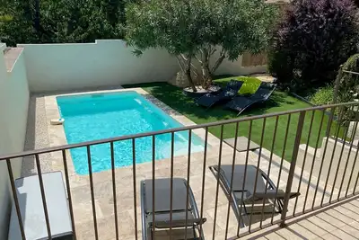 Image de Promotion en cours! villa privée avec piscine au calme en Provence