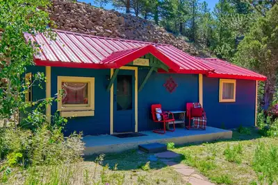 Image de Mountain Retreat: Views, Child-Ready, King Bed