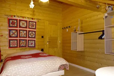 Image de Le Chalet au Vieux Vignoble, gîte spacieux en Alsace près de Saverne, propose un