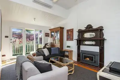 Image de Lovingly maintained cottage in the heart of Port Fairy