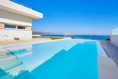Image de Villa Darda with 3 bedrooms, pool and sea view
