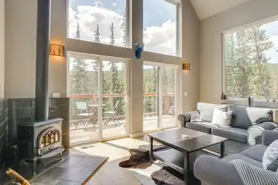 Image de Private Deck: Secluded Fairplay Cabin