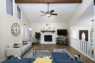 Image de Renovated Farmhouse Near Six Flags