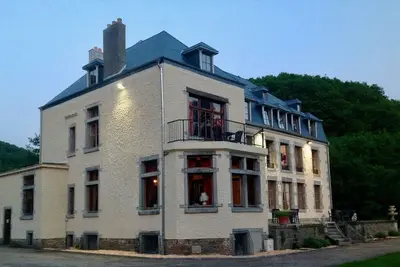 Image de Louez un château entier pour vos vacances - un lieu unique avec piscine chauffée