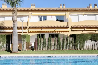 Image de Appartement à Denia, sur la Costa Blanca, Espagne  avec piscine communale pour 8 personnes
