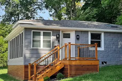 Image de Recently remodeled Nauvoo home, 7 acres on the river