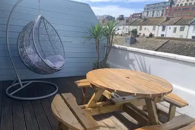 Image de Laines Loft - own flat with private sun terrace