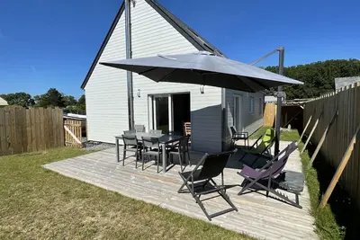 Image de Villa moderne au calme, terrasse, jardin clos, à 500m de la plage de Kairon, proche commerces et loisirs