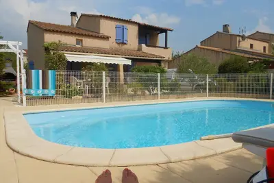 Image de Villa + Piscine+ Jardin Arbore
