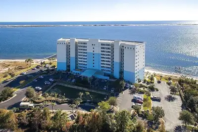 Image de Pensacola / Perdido Fall Discounts  Water Front Resort Deluxe 3bed 3ba End Suite