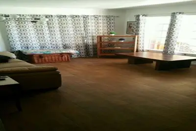 Image de Whiskey Row Courthouse Park 10 minute walk from Pleasant Condo! 4 night minimum.