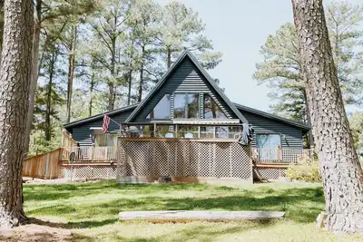 Image de Lake Gaston A Frame- Private Beach & dock