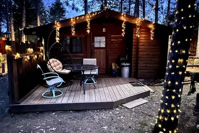 Image de Lakeshore Lily Pad - cozy cabin on the shores of Lake Hayward