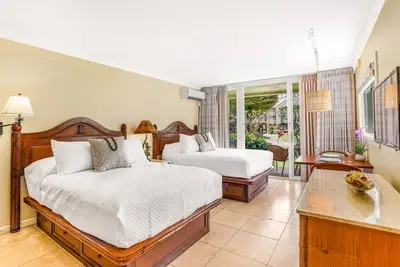 Image de Ground-Floor Studio in Paradise w/ a Shared Pool, Hot Tub, & Beach Access