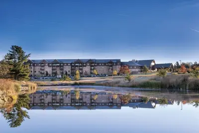 Image de Glacier Canyon - Free Wilderness Water Park Passes, Game Room & More! Sleeps 4