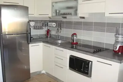 Image de Appart De  Standing  Climatise  Classe 2** A 300 M De La Plage