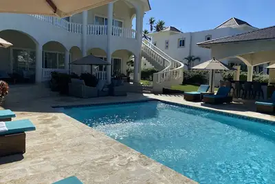 Image de Beautiful Large Villa