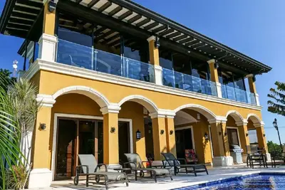 Image de Luxury House with Panoramic Ocean-Mountain Views near Villa Caletas Hotel & Spa
