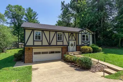 Image de Grand Cozy Cottage