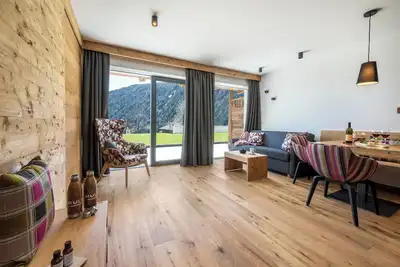 Image de Appartement \"Mulin Moidl\" près de la station de ski avec vue sur les montagnes, sauna et jardin
