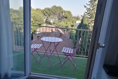 Image de Appartement spacieux près du centre ville parking