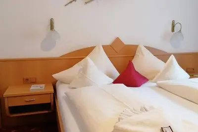 Image de Double room \"Standard\" - Breakfast Hotel Birkenhof