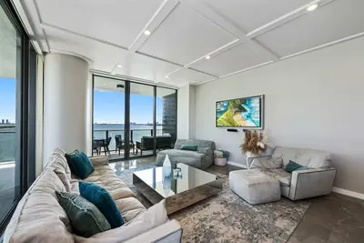 Paradise12 | luxury living & panoramic views