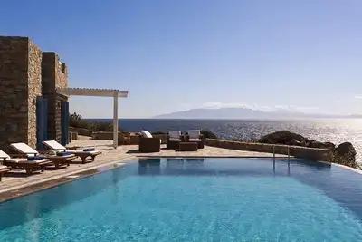 Image de My Rental Homes - Efkalia with infinity pool, panoramic views and private dock