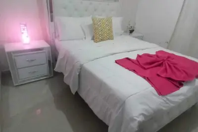 Image de Luxury Apartment With Jacuzzi, 5minutes From The Beach