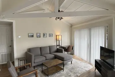 Image de Pet-Friendly Pinehurst Treehouse - For Extended Stays