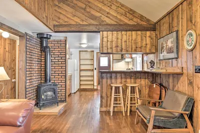 Image de Cozy Log Cabin Escape In the Heart of Creede!