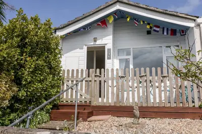 Image de Merlin, pet friendly, with a garden in Malborough
