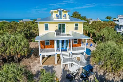 Image de The Maine Deck - Brand New Designer Home With Private Pool And 2 Golf Carts