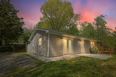 Image de Captain Puddle Pirate's Hideaway - Near All Sevierville & Pigeon Forge Attractions & Great Smoky Mountains Np by RedAwning