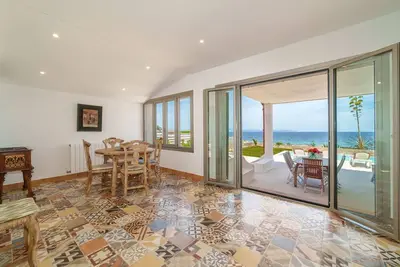 Image de Belle maison de vacances privée avec piscine privée, Wifi, Tv, patio, vue panoramique, parking