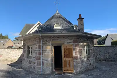 Image de The Hen House, pet friendly, luxury holiday cottage in Kiltarlity