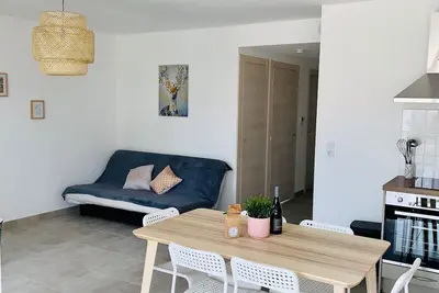 Image de Apartment in the quiet pine forest 2 steps from the sea